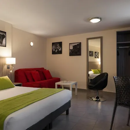 Reims Hotel 2*