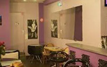 ランス ホテル 2*